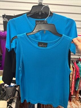 Carole Little Women’s Turquoise Sleeveless Knit Top & Matching Tank